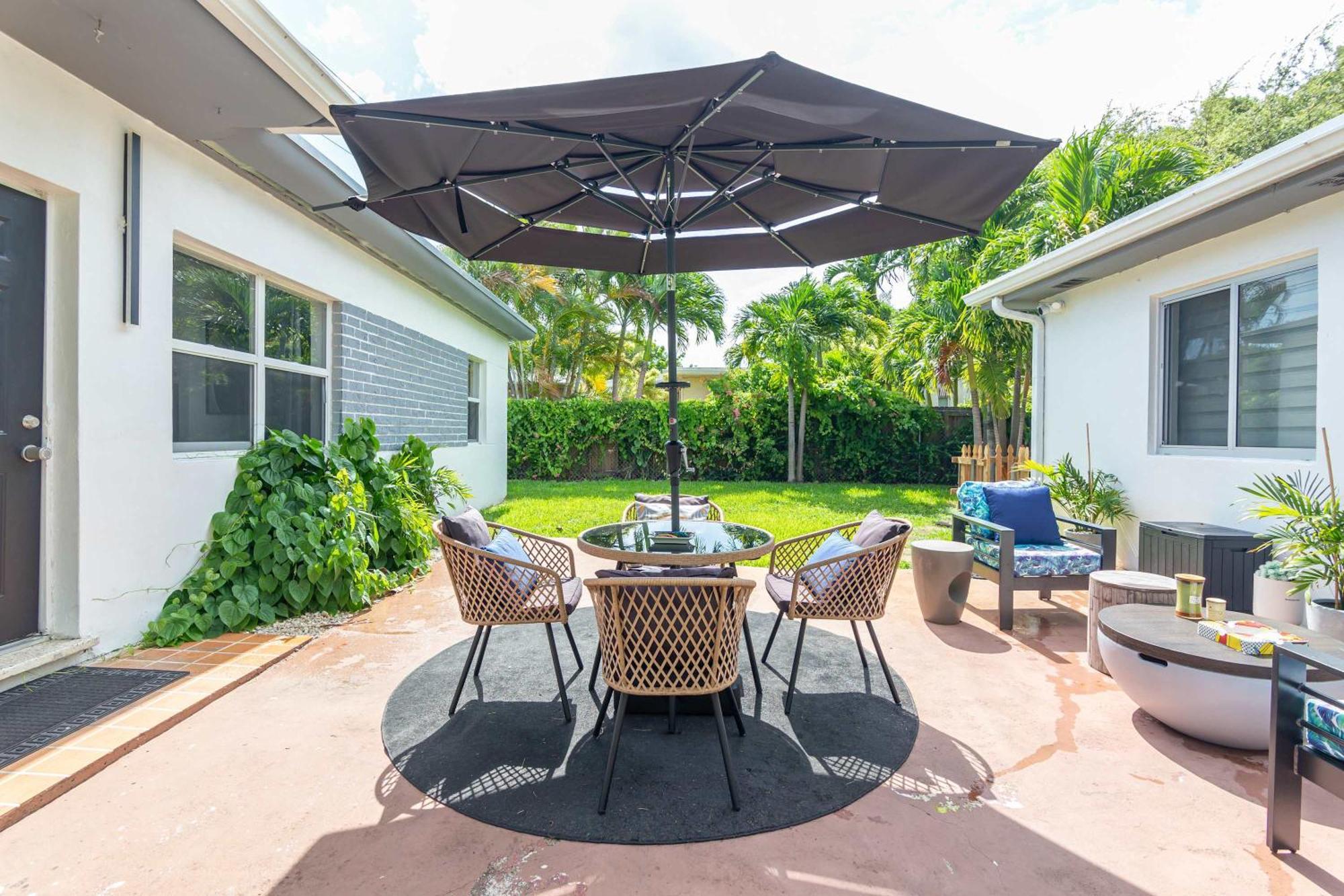 Serene Cottage Retreat, Ideal For Couples & Solo Miami Exteriör bild